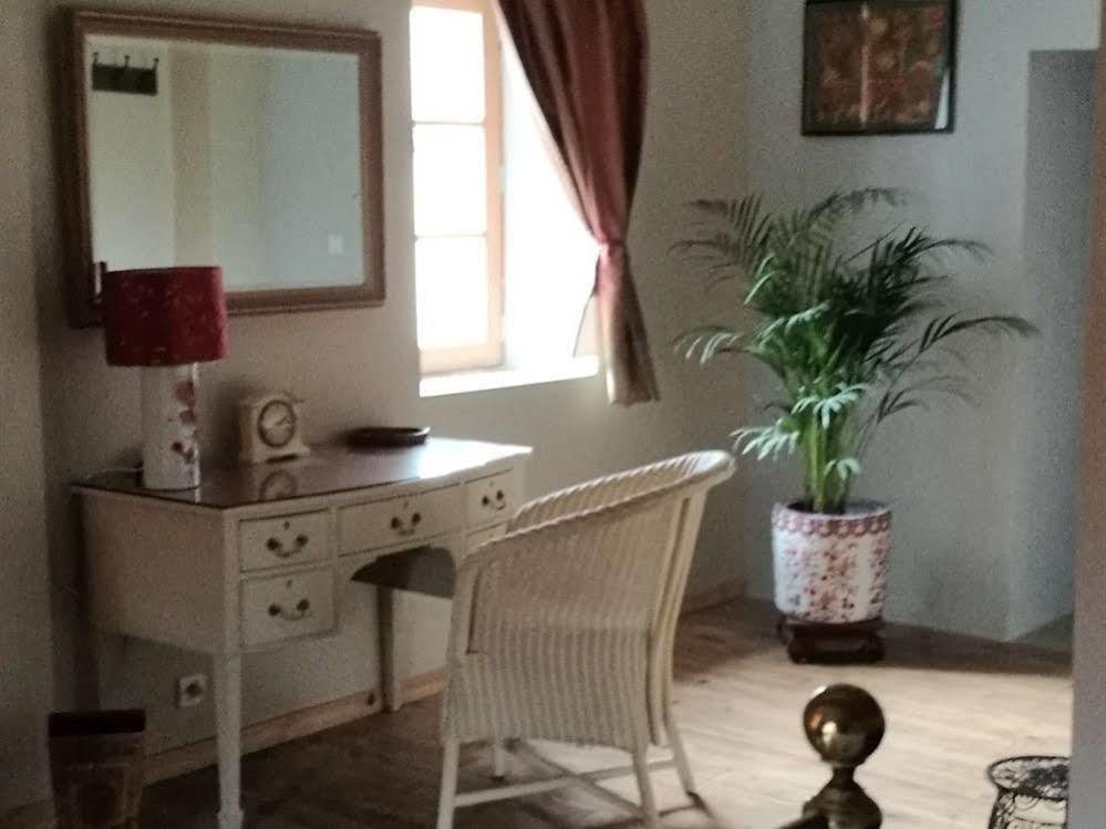 Maison De Textile Apartment Montolieu Buitenkant foto