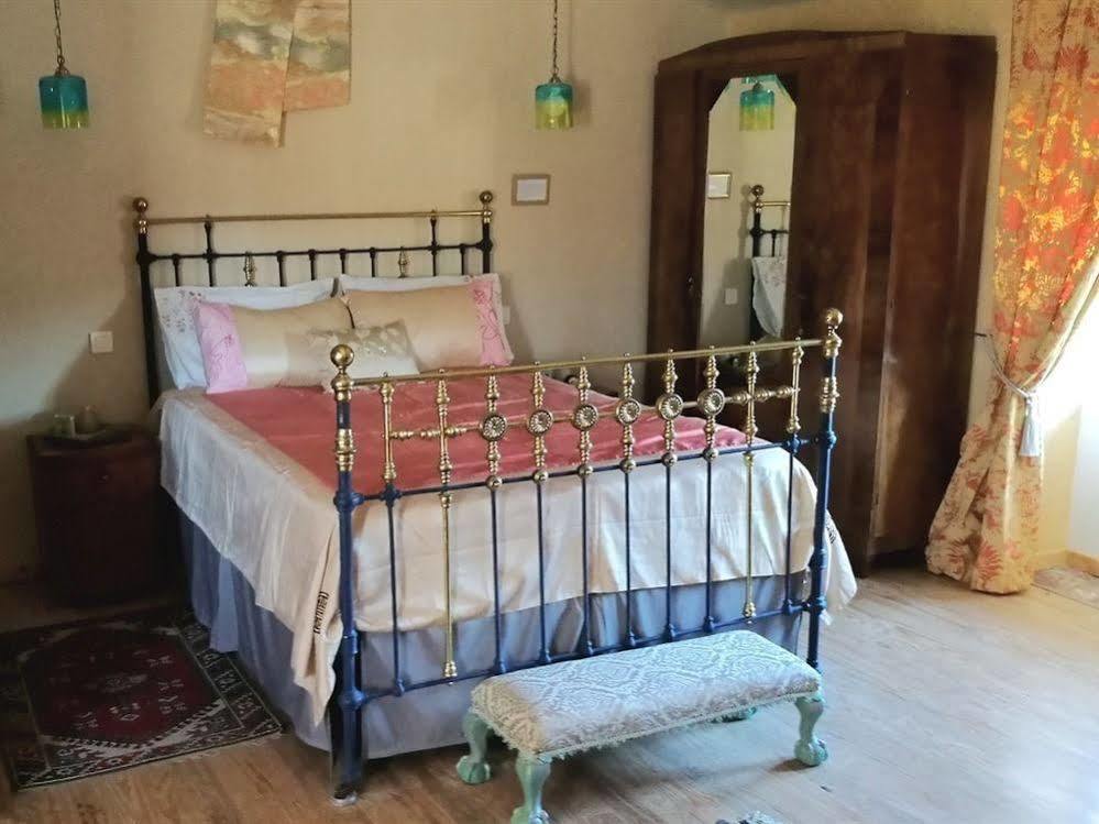 Maison De Textile Apartment Montolieu Buitenkant foto